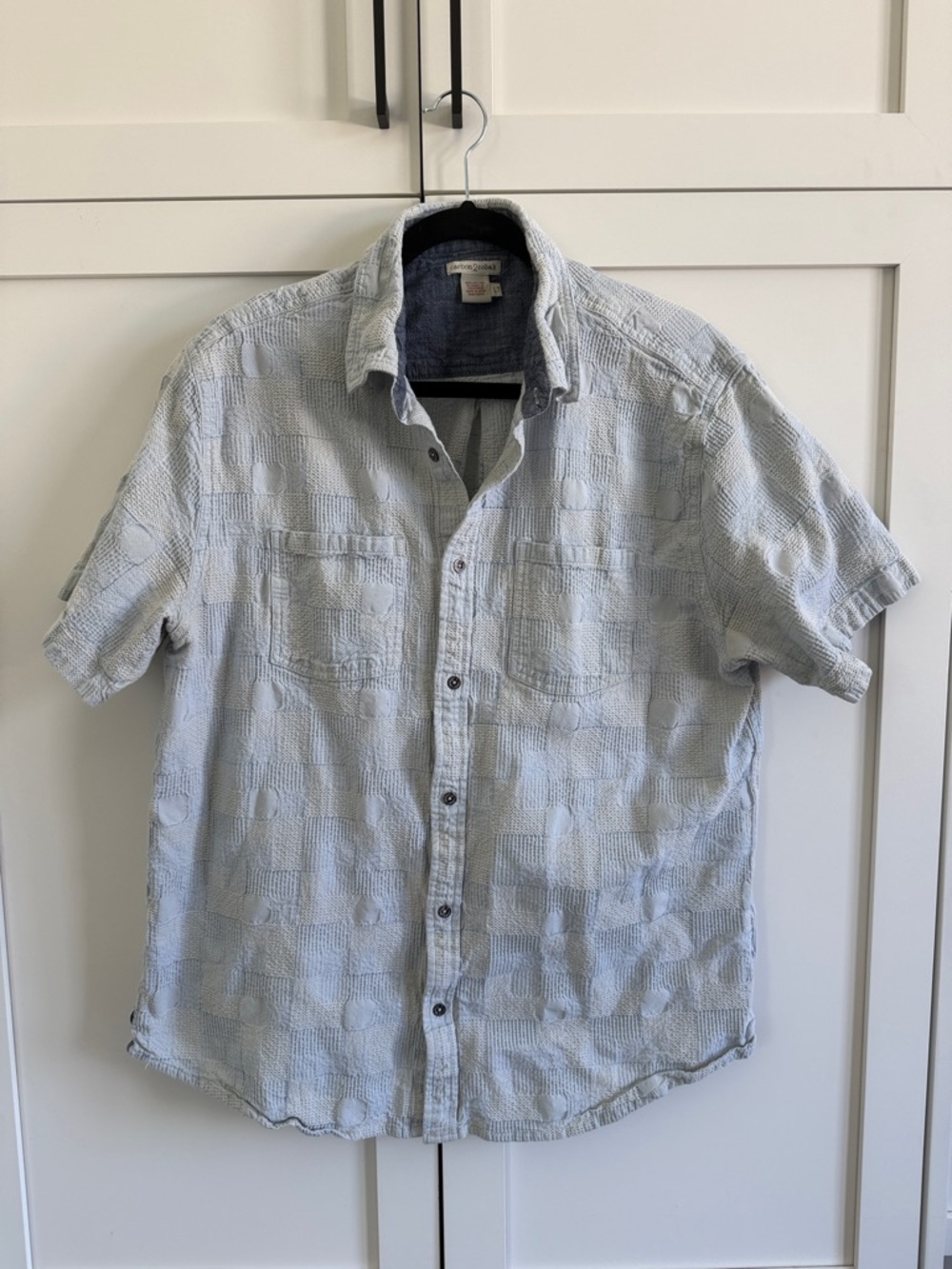 Carbon2Cobalt Men's Light Blue Short Sleeve Button-Up Shirt